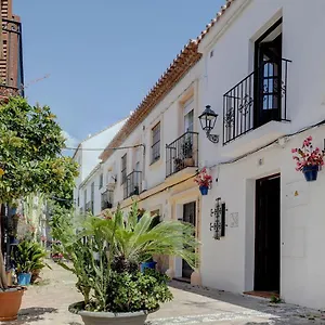  Holiday home Unique Andalusian Townhouse Next To Spain