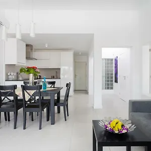  Apartment Eden Island Village Spain